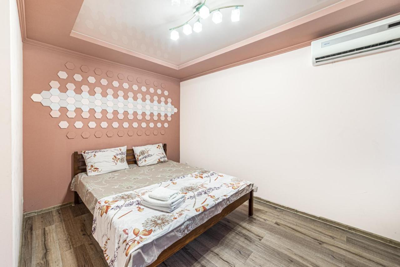 Rest Time Apartments Odessa Exterior foto