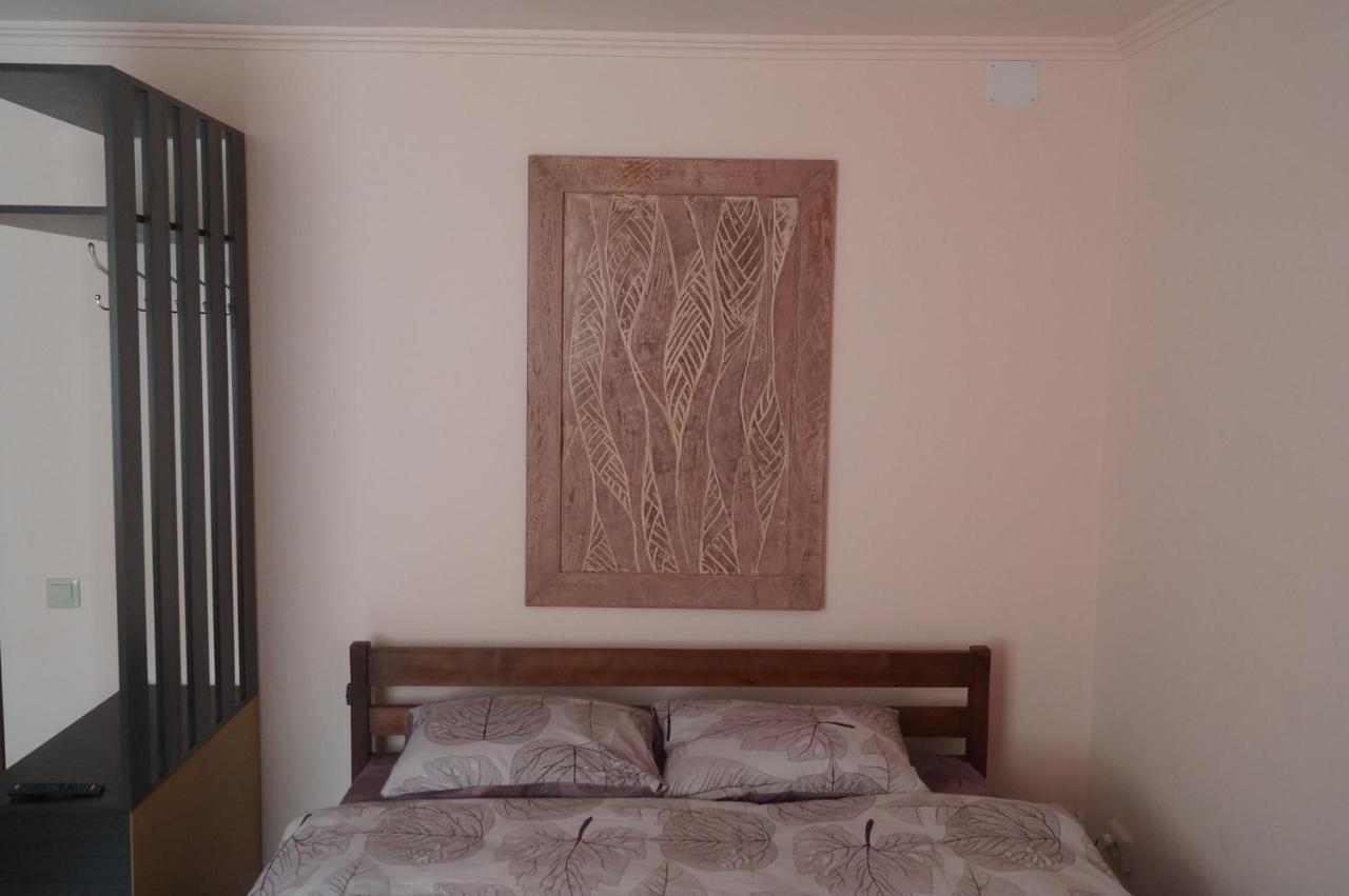Rest Time Apartments Odessa Exterior foto