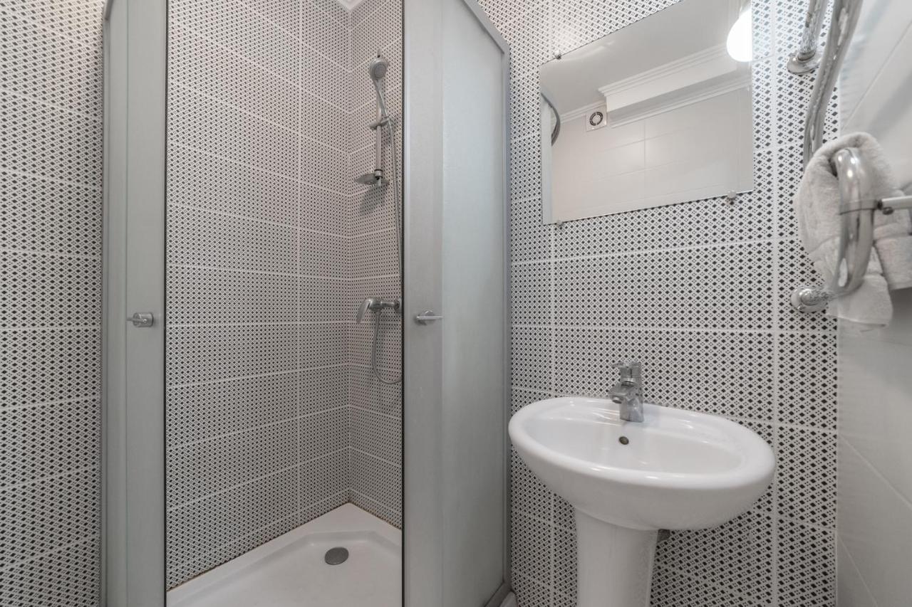 Rest Time Apartments Odessa Exterior foto
