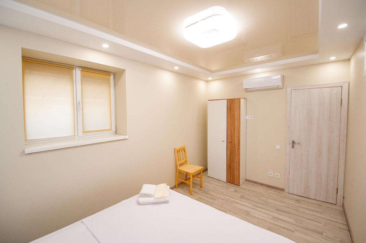 Rest Time Apartments Odessa Exterior foto
